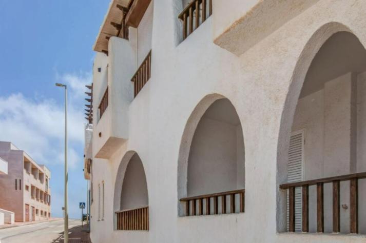 Apartment With Terrace And Parking La Isleta del Moro Exteriör bild